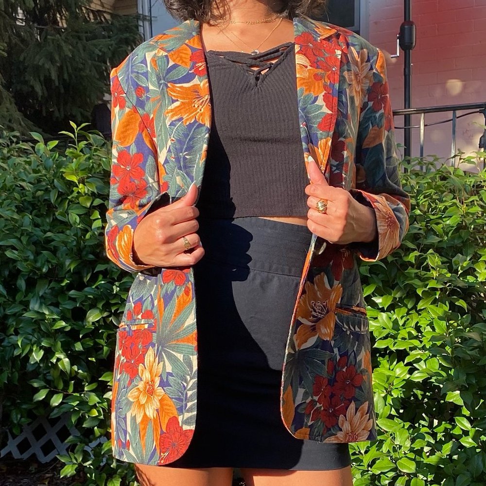 Oversized vintage floral blazer